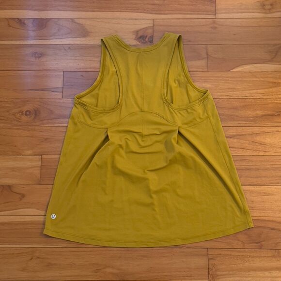 Women Lululemon Essential Tank Top *Train Slim Fit Hip Length in Gold Spice - Picture 5 of 7